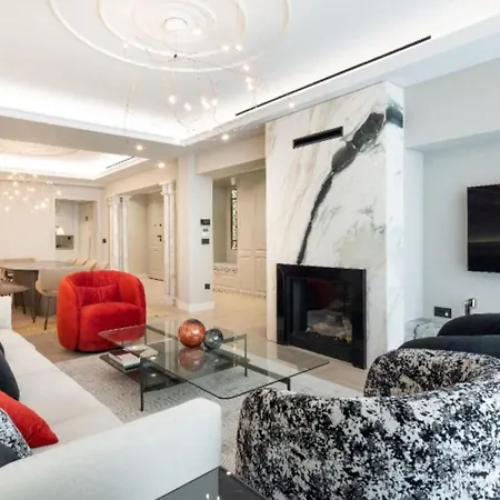 Bed & Breakfast In Piazza Duomo *